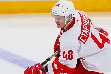 Эксклюзив: в "Спартаке" объяснили, почему Роман Старченко не выходит на лёд