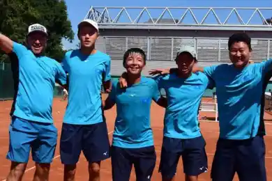 Юниорская сборная Казахстана по теннису прошла в полуфинал чемпионата мира