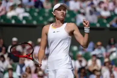 Рыбакина прошла в третий круг Уимблдона 2025