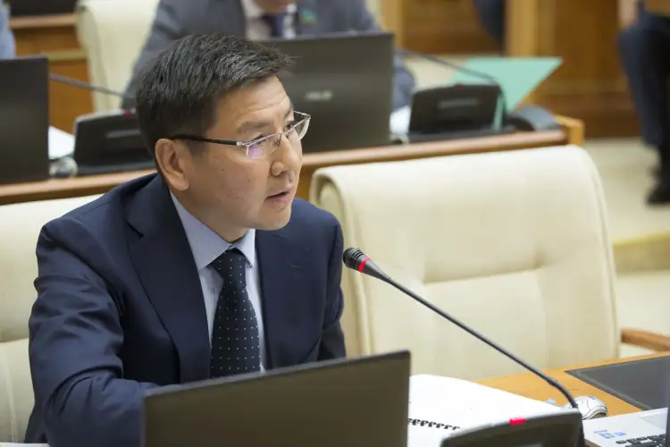 Аскар Жумагалиев освобожден от должности министра 