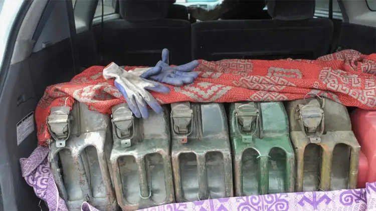 Вводится запрет на вывоз топлива из Казахстана автотранспортом