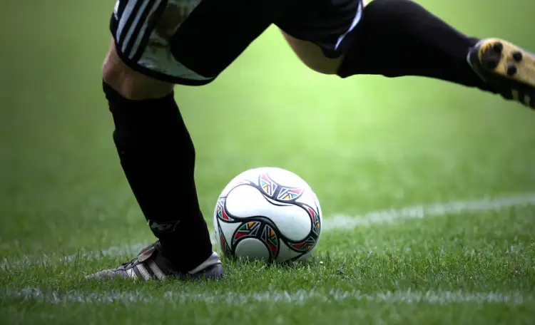 «Ну, сколько можно?»: депутат Перуашев предложил запрет для акиматов на покупку дорогостоящих легионеров