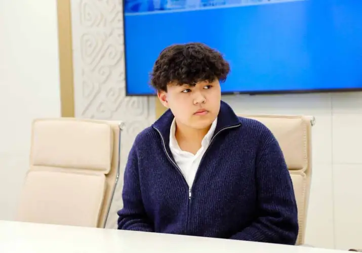 Школьника из Астаны премировали шестизначной суммой за спасение ребенка