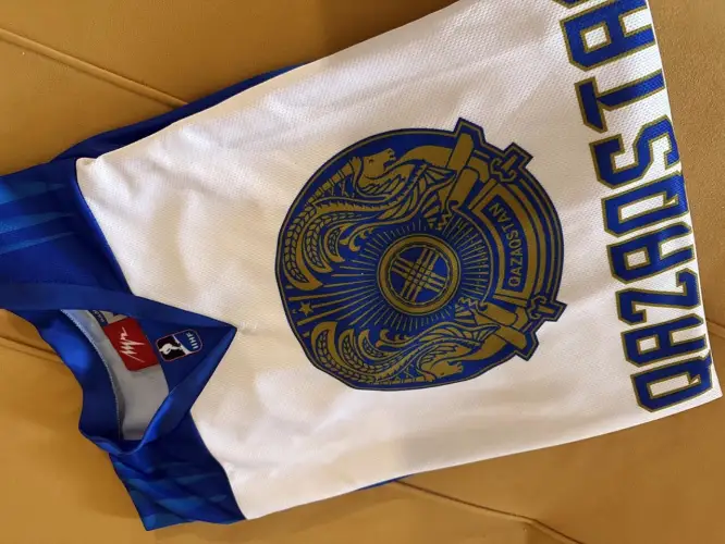 Угадай счет и выиграй джерси сборной Казахстана