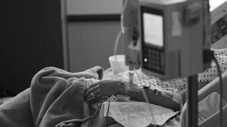 Женщина, которую поджег муж, умерла в Нур-Султане 