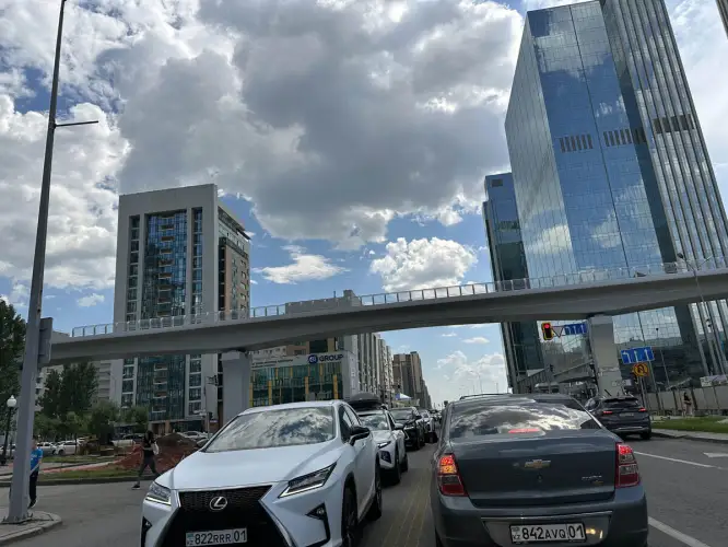 Названа стоимость проезда по LRT в Астане