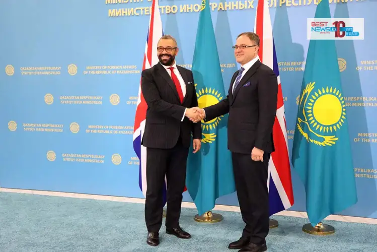 Глава МИД Соединенного Королевства Джеймс Клеверли начал переговоры в МИД РК