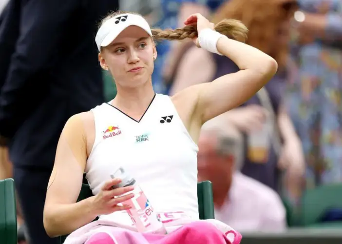 Где смотреть матч Рыбакина-Корне на Уимблдоне