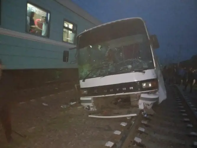 «Сейчас все зашевелились»: после ЧП на перегоне Аксенгир – Чемолган переход с лифтами