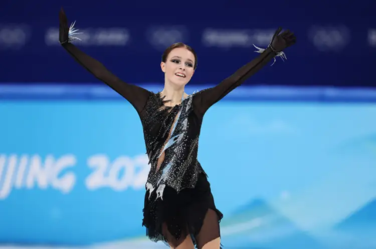 Россиянка Щербакова завоевала "золото", Валиева - только 4-я