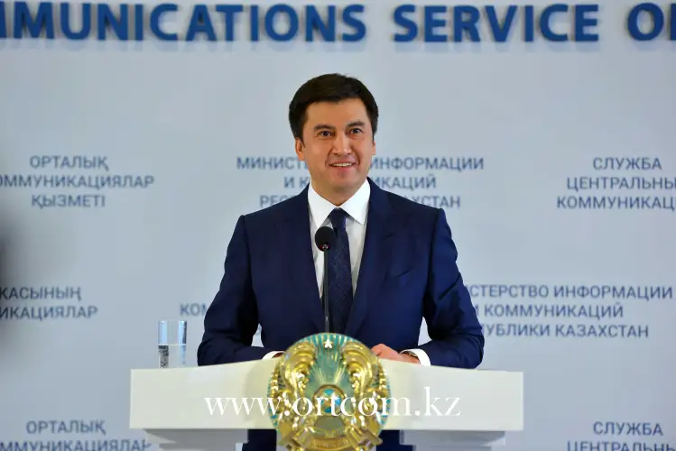 Габидулла Абдрахимов: "Народ - как женщина, хочет тепла и любви"