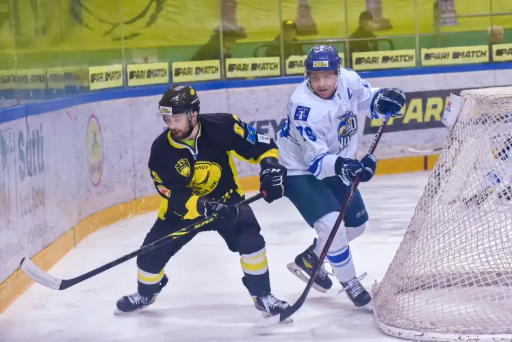 «Сарыарка» совершила comeback в матче с «Номадом» и может выиграть серию плей-офф