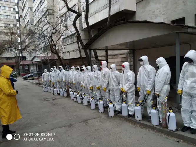 "5 часов": жителям Алматы советуют не выходить из домов сразу после дезинфекции