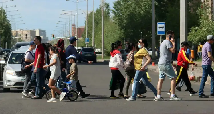 В Казахстане за сутки выявили меньше тысячи случаев COVID19