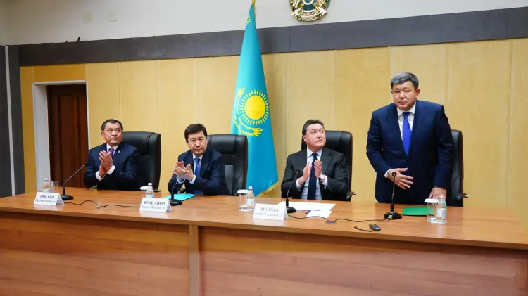 Досмухамбетова представили активу Атырауской области