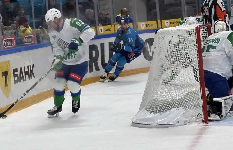 Барыс отдал инициативу Салават Юлаеву во втором периоде