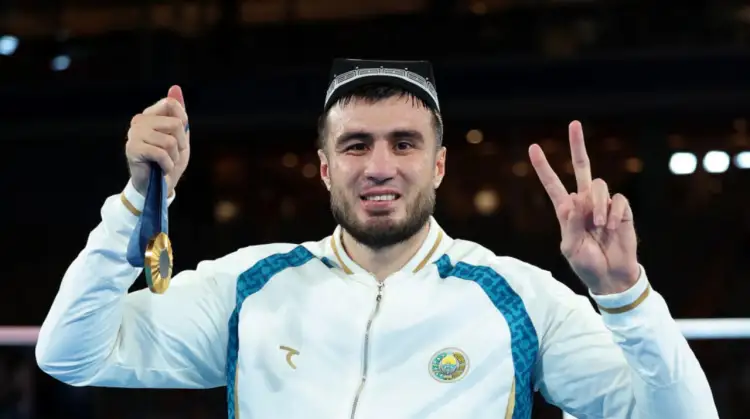 Извечный соперник казахстанца Кункабаева стал двукратным олимпийским чемпионом