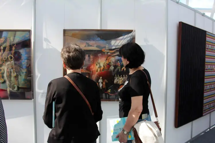 В Астане открылась выставка «Ханбок, возрожденный как искусство»