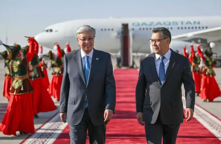 Президент Казахстана прибыл в Кыргызстан