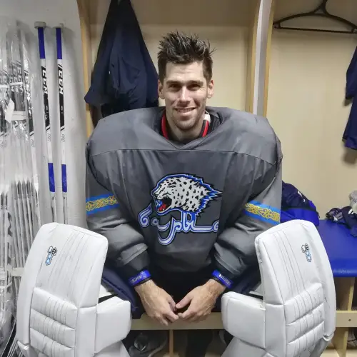 Заездили: В Барысе не стали менять вратаря перед матчем с Авангардом