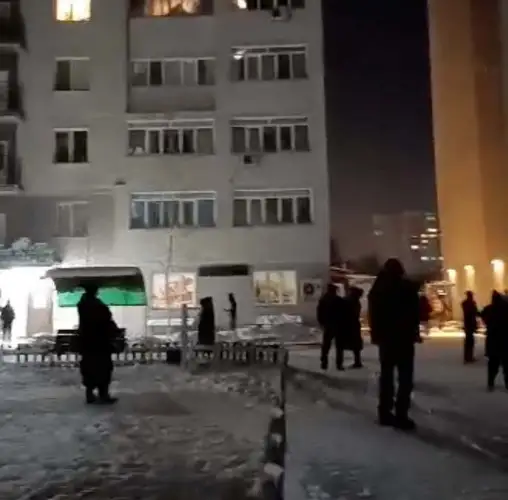 В Алматы ощутили подземные толчки - в некоторых районах люди вышли на улицы