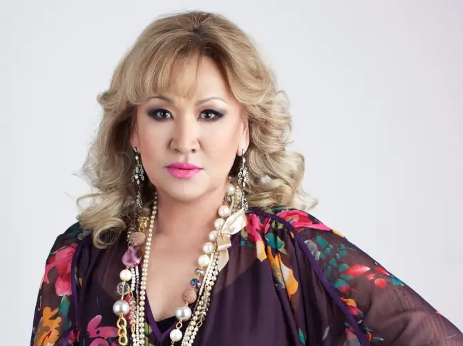 Певица Нагима Ескалиева отмечает свой день рождения