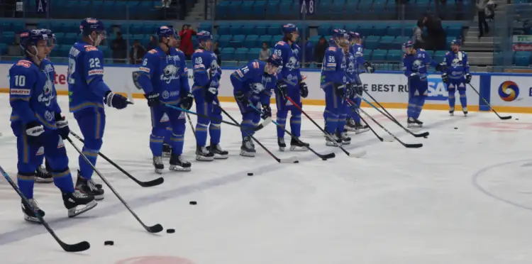 Звенья "Барыса" перетасовали перед матчем с "СЮ"