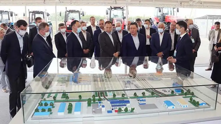 Кроме этого, белорусская сторона поставит технологии для молочно-товарных ферм