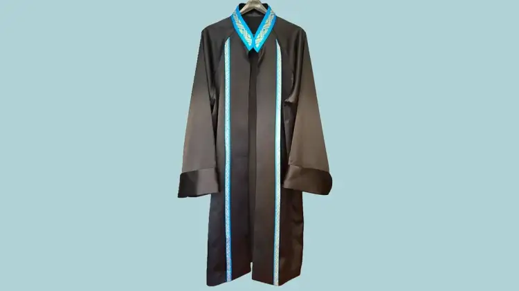 Адвокаты в Казахстане будут носить мантии, похожие на облачение судей