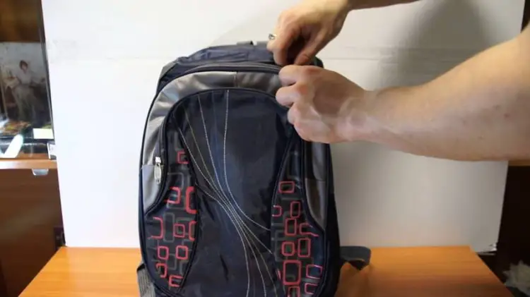 Астанчанина обокрал незнакомец, которого он впустил из жалости переночевать