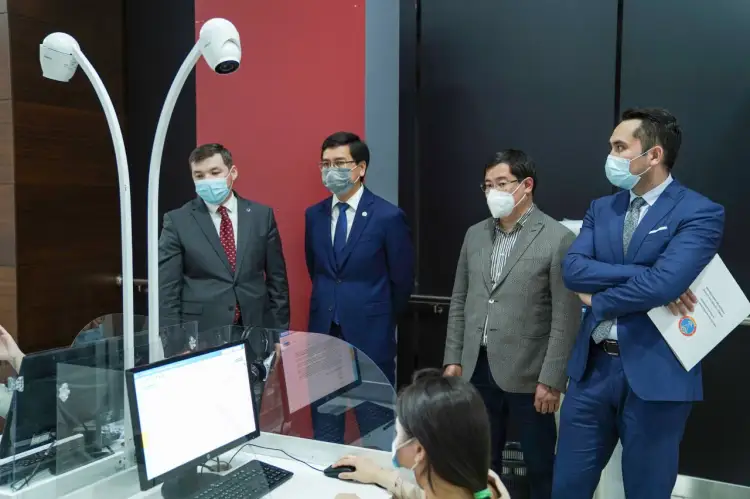 Ах, ЕНТ-ти муки: что важней - слежка или знания?