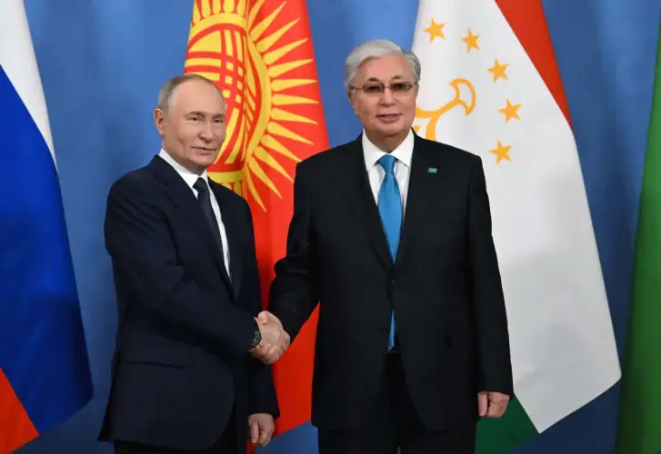 Президент Казахстана принял участие в неформальной встрече глав государств СНГ