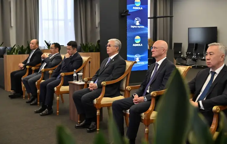 Президент Казахстана принял участие в церемонии подачи газа в Косшы