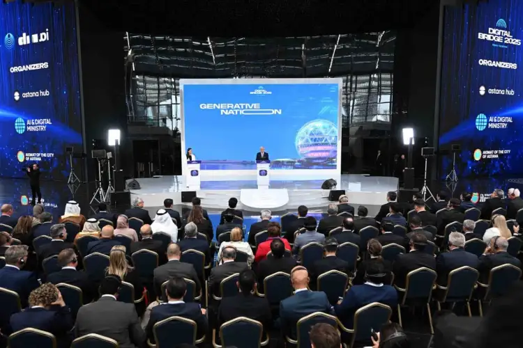 Глава государства : «Казахстан должен стать цифровой страной за три года"