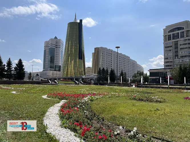 Токаев назвал «несовместимым, когда в центре Астаны наводят лоск, а на окраинах растут трущобы»