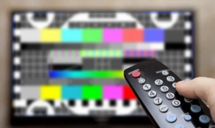 Казахстанцев предупредили об отключении ТВ и радио