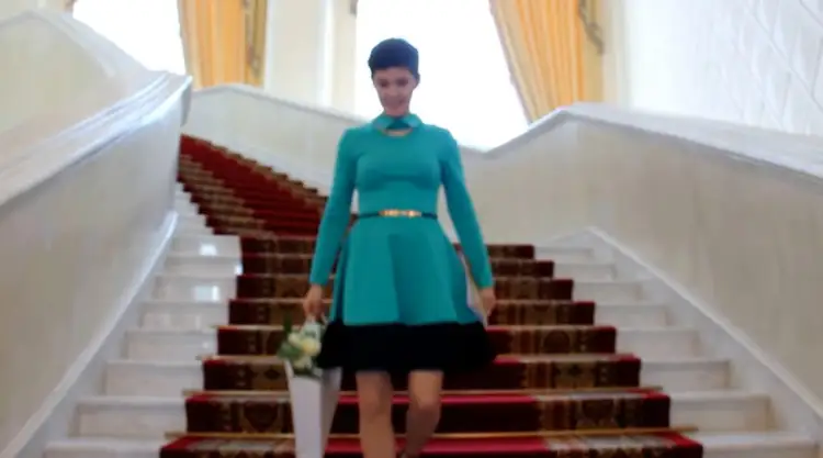 Как Назым Кызайбай умеет носить каблуки и платья 