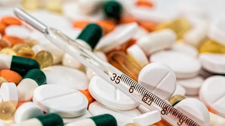 Смотрите видео-брифинг Минздрава: обеспечение лекарствами казахстанцев при второй волне COVID19