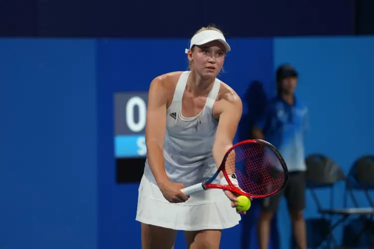 Рыбакина сражалась, но Бенчич не пустила в финал Олимпиады 2020