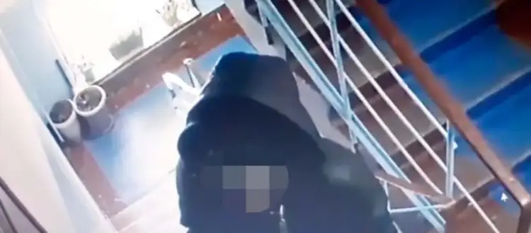 Видео: В Петропавловске женщина обманывала пенсионерок, представляясь волонтером