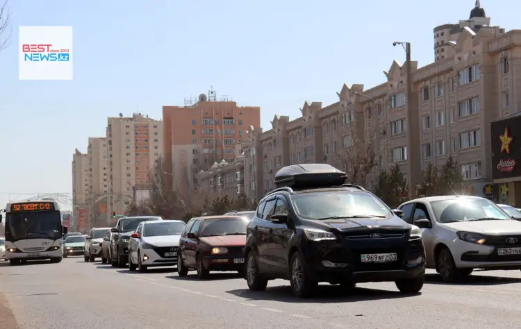 Как в Нур-Султане борются с дефицитом парковки и пробками – ответ акима