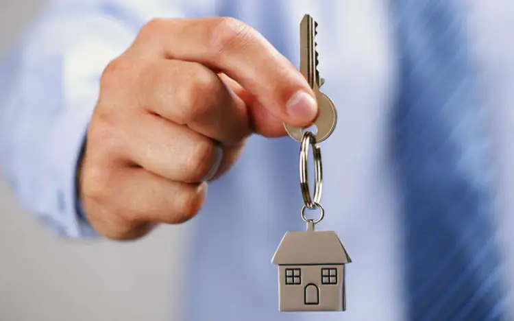 Жилищный скандал в Шымкенте: МИИР требует от акимата отменить предоставление квартир чиновникам