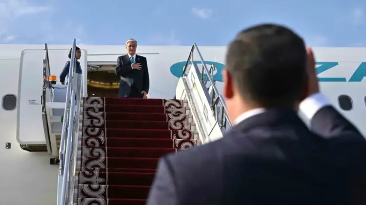 Президент Казахстана завершил визит в Кыргызстан