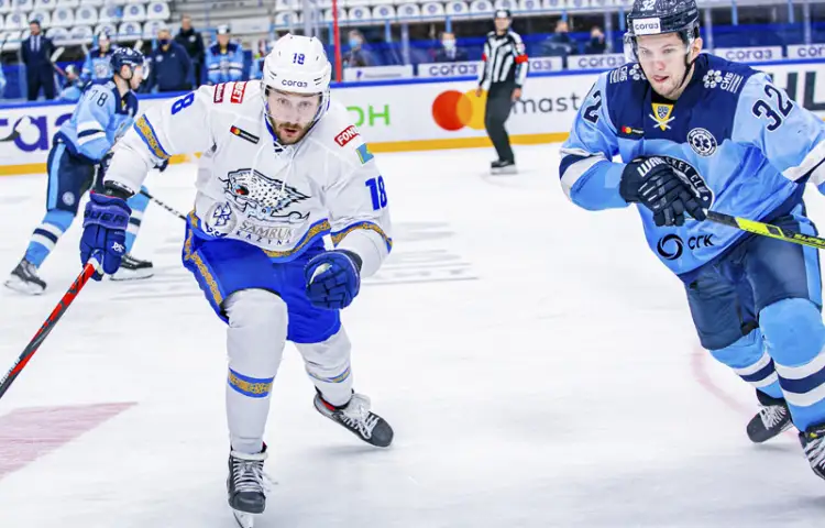 Барыс победил "Сибирь" и вышел в плей-офф