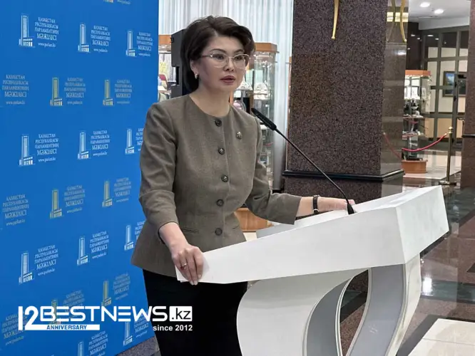 Министра культуры и информации Казахстана спросили - посетит ли она концерт Дженнифер Лопес в Астане