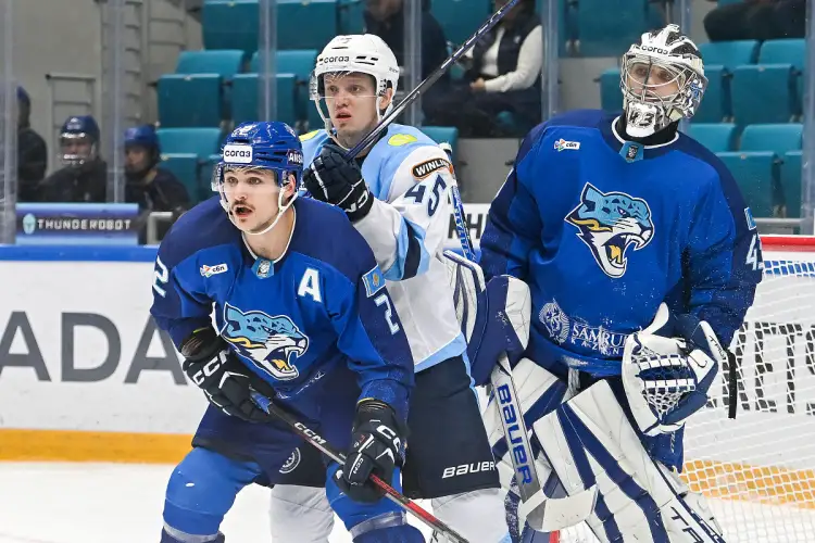 Кравец-Буцаев - 0:2. «Барыс» снова уступил «Сибири»