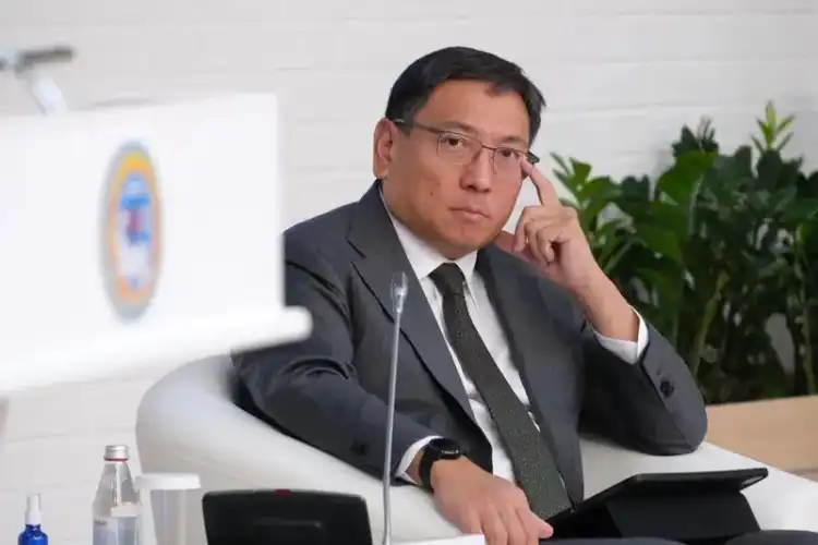 LIVE: аким Алматы отвечает на вопросы жителей Алатауского района