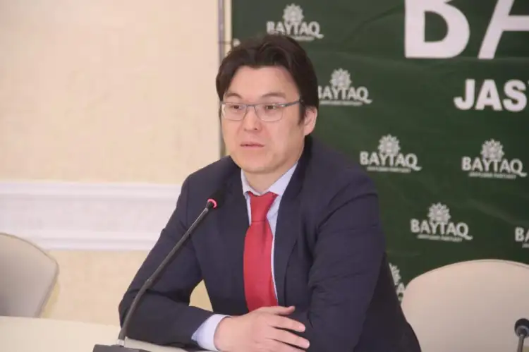 «Этому не быть»: лидер партии BAYTAQ прокомментировал слухи о своём исключении