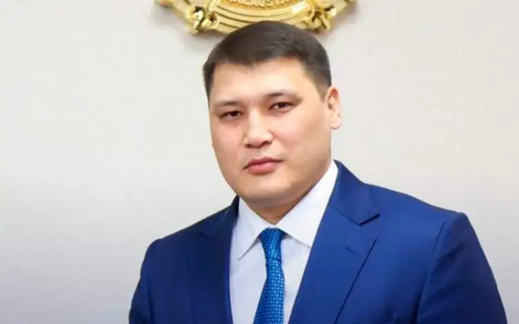 В замакима города Шымкент Руслана Берденова стреляли 