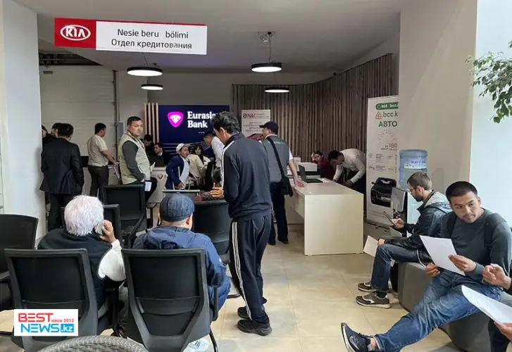 В ФРП объяснили, почему льготные автокредиты не получают очередники из старой очереди